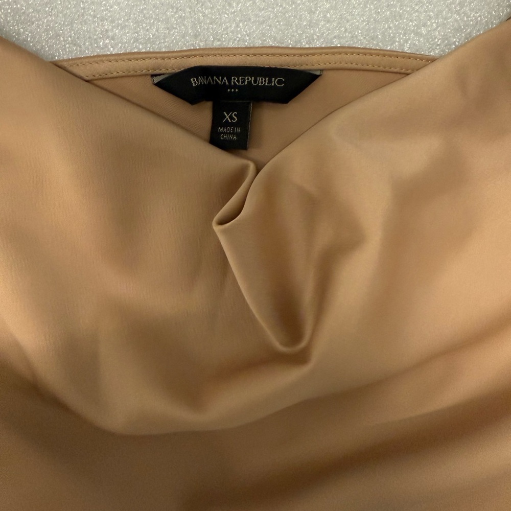 Banana Republic Tan Satin Camisole Top - Picture 6 of 12